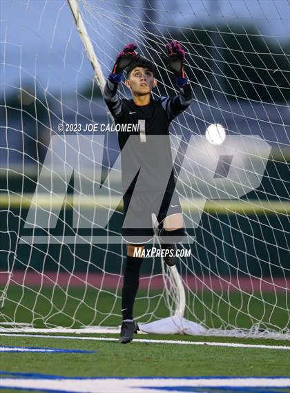 Thumbnail 3 in Rivera vs Lee (UIL 6A Region 4 Semifinal) photogallery.