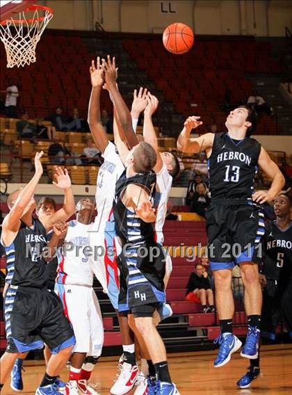 Thumbnail 2 in Hirschi vs. Hebron (Fantasy of Lights) photogallery.