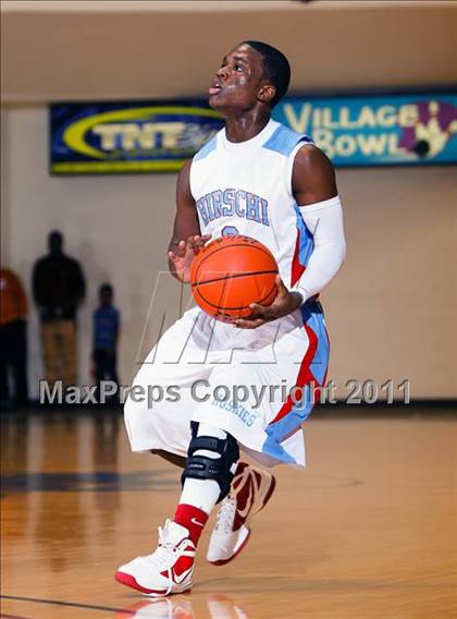 Thumbnail 3 in Hirschi vs. Hebron (Fantasy of Lights) photogallery.