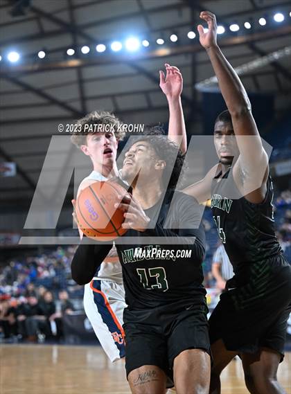 Thumbnail 3 in Eastside Catholic vs. Auburn (WIAA State Quarterfinal) photogallery.