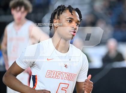 Thumbnail 3 in Eastside Catholic vs. Auburn (WIAA State Quarterfinal) photogallery.
