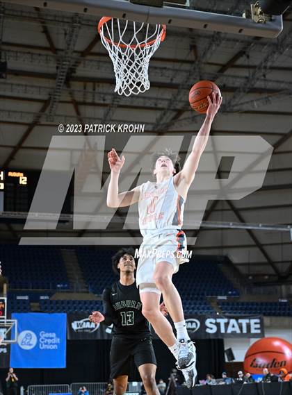 Thumbnail 1 in Eastside Catholic vs. Auburn (WIAA State Quarterfinal) photogallery.