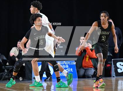 Thumbnail 1 in Eastside Catholic vs. Auburn (WIAA State Quarterfinal) photogallery.