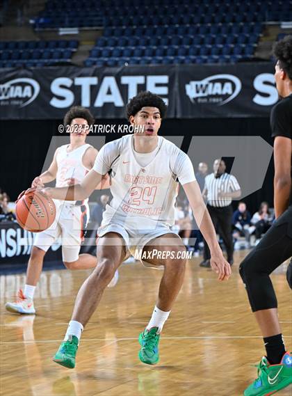 Thumbnail 1 in Eastside Catholic vs. Auburn (WIAA State Quarterfinal) photogallery.