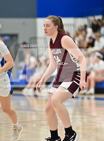 Thumbnail 3 in  Loveland Classical vs Denver Christian (CHSAA 2A Sweet 16) photogallery.
