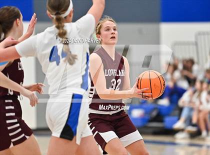 Thumbnail 2 in  Loveland Classical vs Denver Christian (CHSAA 2A Sweet 16) photogallery.