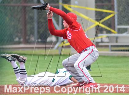 Thumbnail 2 in The Woodlands vs Grapevine (Highland Park Scotland Yard Classic) photogallery.