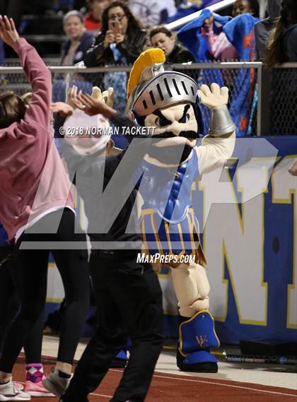 Thumbnail 3 in Cheney @ Collegiate photogallery.