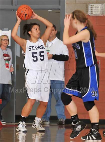 Thumbnail 2 in Dana Hills vs. St. Paul (Nike Extravaganza) photogallery.