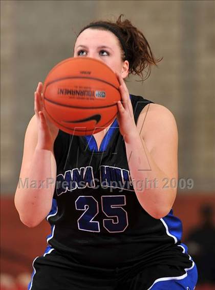 Thumbnail 1 in Dana Hills vs. St. Paul (Nike Extravaganza) photogallery.