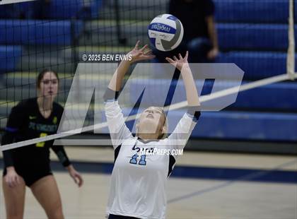 Thumbnail 2 in Lovett vs. St. Vincent's (GHSA Private Quarterfinal) photogallery.
