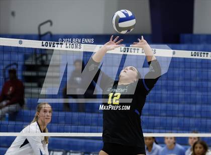 Thumbnail 1 in Lovett vs. St. Vincent's (GHSA Private Quarterfinal) photogallery.