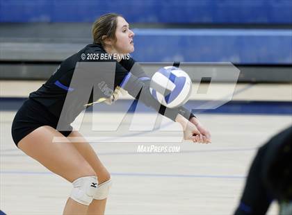 Thumbnail 2 in Lovett vs. St. Vincent's (GHSA Private Quarterfinal) photogallery.