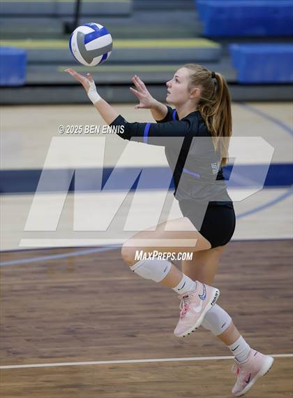 Thumbnail 1 in Lovett vs. St. Vincent's (GHSA Private Quarterfinal) photogallery.