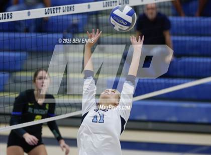 Thumbnail 2 in Lovett vs. St. Vincent's (GHSA Private Quarterfinal) photogallery.