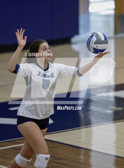 Thumbnail 2 in Lovett vs. St. Vincent's (GHSA Private Quarterfinal) photogallery.