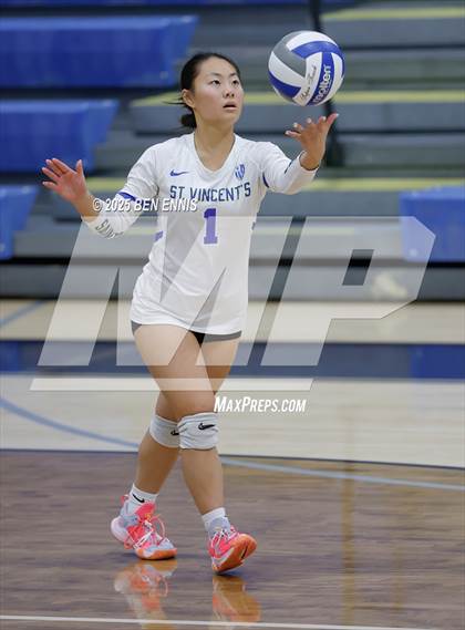 Thumbnail 3 in Lovett vs. St. Vincent's (GHSA Private Quarterfinal) photogallery.