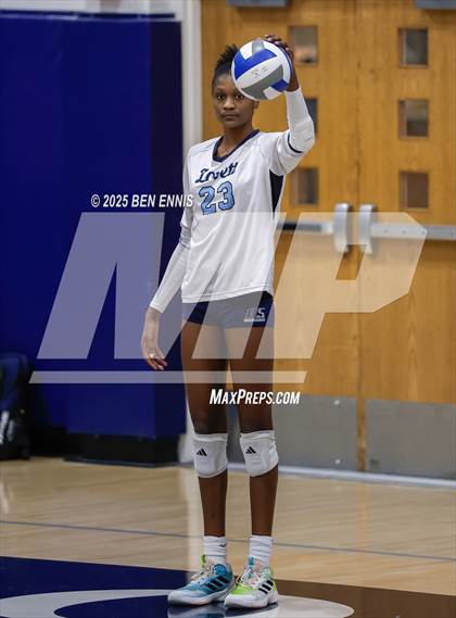Thumbnail 3 in Lovett vs. St. Vincent's (GHSA Private Quarterfinal) photogallery.