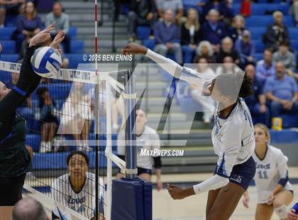 Thumbnail 1 in Lovett vs. St. Vincent's (GHSA Private Quarterfinal) photogallery.