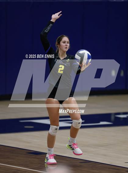 Thumbnail 2 in Lovett vs. St. Vincent's (GHSA Private Quarterfinal) photogallery.