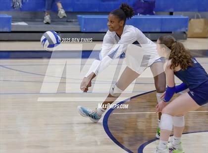Thumbnail 1 in Lovett vs. St. Vincent's (GHSA Private Quarterfinal) photogallery.