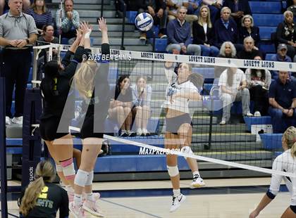 Thumbnail 1 in Lovett vs. St. Vincent's (GHSA Private Quarterfinal) photogallery.