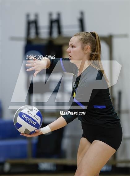 Thumbnail 2 in Lovett vs. St. Vincent's (GHSA Private Quarterfinal) photogallery.