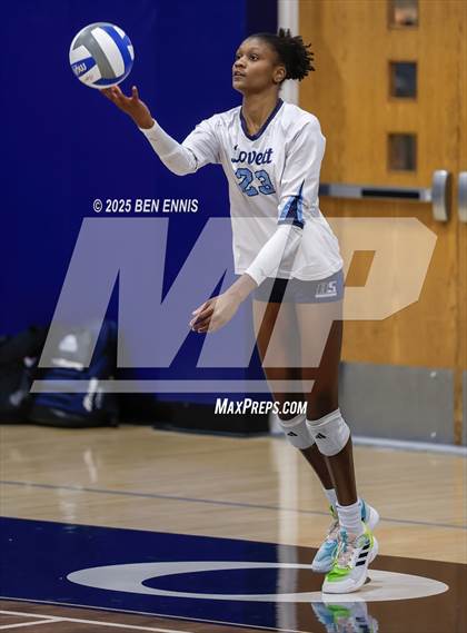 Thumbnail 1 in Lovett vs. St. Vincent's (GHSA Private Quarterfinal) photogallery.