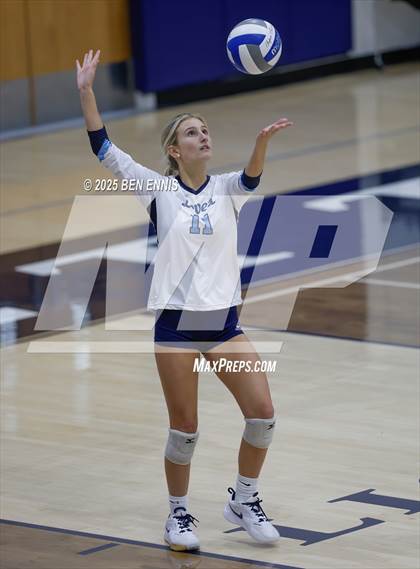 Thumbnail 3 in Lovett vs. St. Vincent's (GHSA Private Quarterfinal) photogallery.