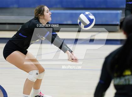 Thumbnail 3 in Lovett vs. St. Vincent's (GHSA Private Quarterfinal) photogallery.