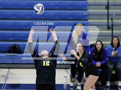 Thumbnail 3 in Lovett vs. St. Vincent's (GHSA Private Quarterfinal) photogallery.