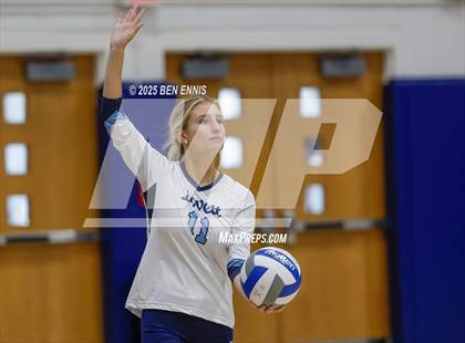 Thumbnail 3 in Lovett vs. St. Vincent's (GHSA Private Quarterfinal) photogallery.