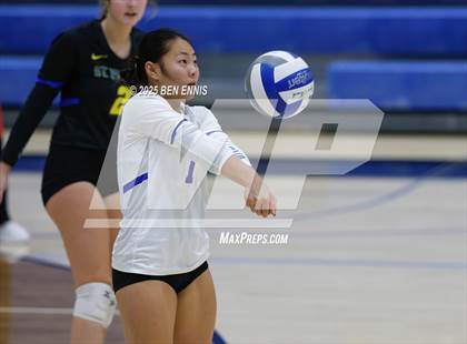 Thumbnail 3 in Lovett vs. St. Vincent's (GHSA Private Quarterfinal) photogallery.