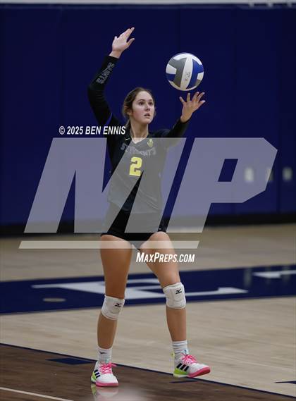 Thumbnail 2 in Lovett vs. St. Vincent's (GHSA Private Quarterfinal) photogallery.