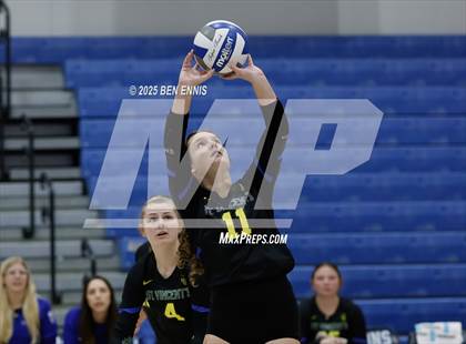 Thumbnail 2 in Lovett vs. St. Vincent's (GHSA Private Quarterfinal) photogallery.