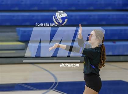 Thumbnail 3 in Lovett vs. St. Vincent's (GHSA Private Quarterfinal) photogallery.