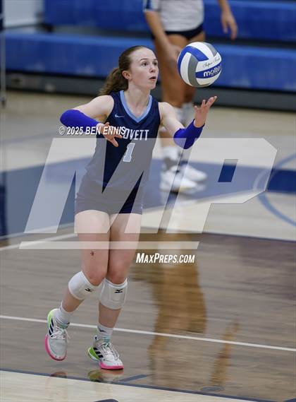 Thumbnail 1 in Lovett vs. St. Vincent's (GHSA Private Quarterfinal) photogallery.