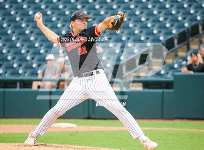 Thumbnail 3 in New Home vs. Centerville (UIL Baseball 2A D1 Final) photogallery.