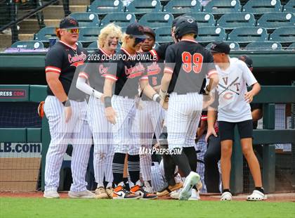Thumbnail 3 in New Home vs. Centerville (UIL Baseball 2A D1 Final) photogallery.
