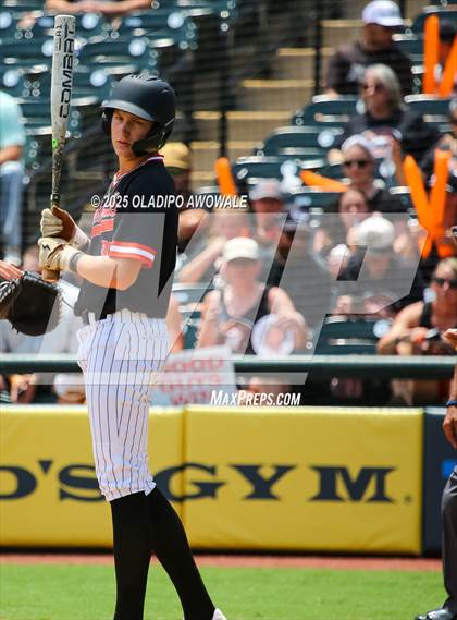 Thumbnail 2 in New Home vs. Centerville (UIL Baseball 2A D1 Final) photogallery.