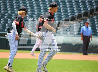 Thumbnail 1 in New Home vs. Centerville (UIL Baseball 2A D1 Final) photogallery.