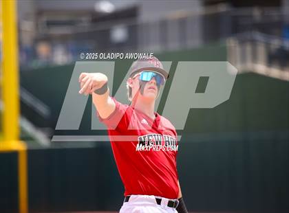 Thumbnail 1 in New Home vs. Centerville (UIL Baseball 2A D1 Final) photogallery.