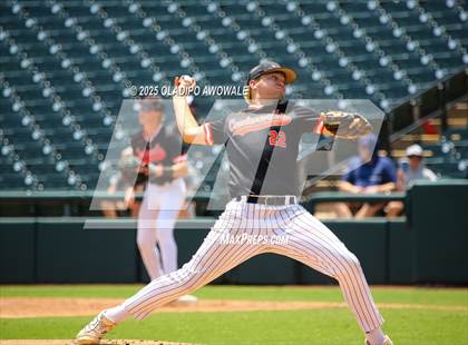 Thumbnail 1 in New Home vs. Centerville (UIL Baseball 2A D1 Final) photogallery.