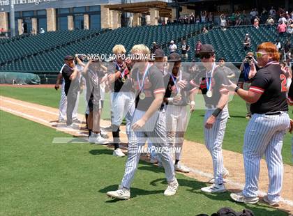 Thumbnail 2 in New Home vs. Centerville (UIL Baseball 2A D1 Final) photogallery.