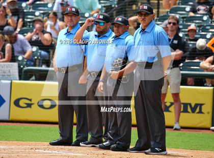 Thumbnail 3 in New Home vs. Centerville (UIL Baseball 2A D1 Final) photogallery.