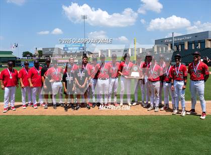 Thumbnail 1 in New Home vs. Centerville (UIL Baseball 2A D1 Final) photogallery.