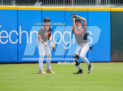 Thumbnail 1 in New Home vs. Centerville (UIL Baseball 2A D1 Final) photogallery.