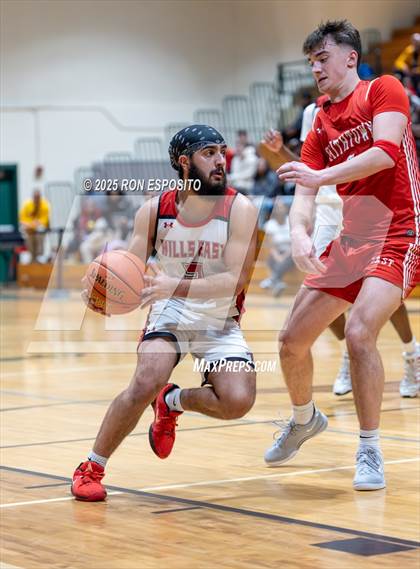 Thumbnail 1 in Half Hollow Hills East vs Smithtown East (NYSPHSAA Section XI Class AAA Semifinals) photogallery.