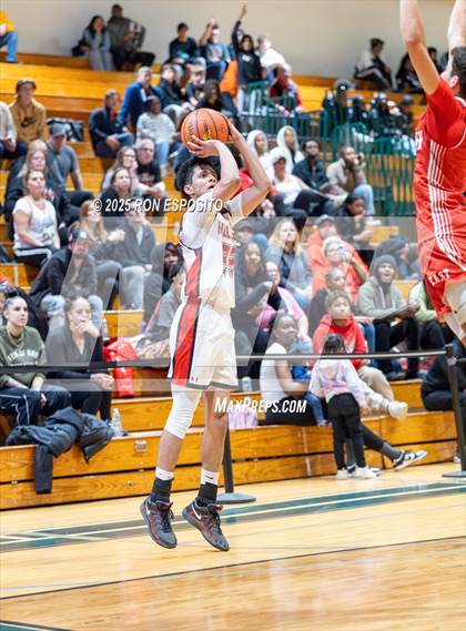 Thumbnail 2 in Half Hollow Hills East vs Smithtown East (NYSPHSAA Section XI Class AAA Semifinals) photogallery.