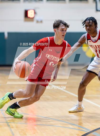 Thumbnail 1 in Half Hollow Hills East vs Smithtown East (NYSPHSAA Section XI Class AAA Semifinals) photogallery.